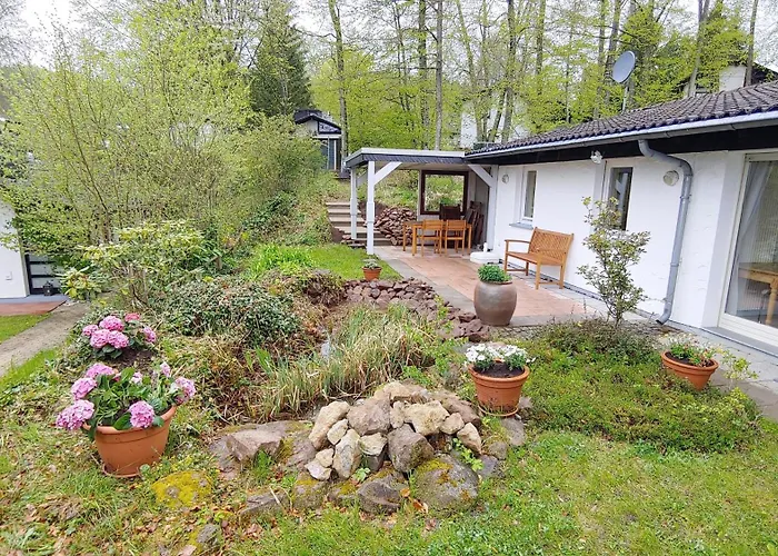 Ruhiges In Sonniger Lage