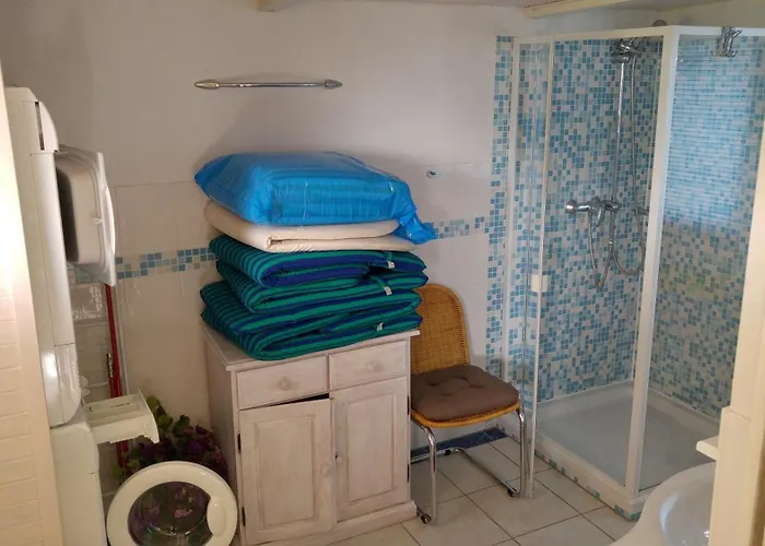 Ruhiges In Sonniger Lage Semesterbostad